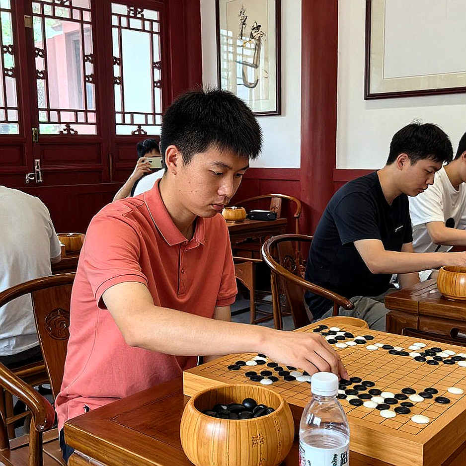 ChessBase Magazine #225: प्राग 2026 का एनालिसिस, 27 मिनिएचर और शतरंज-प्रशिक्षण का असली हिसाब