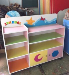 Kệ gỗ đồ chơi có hộc