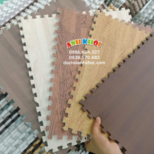 Thảm xốp vân gỗ 45 x 45 cm