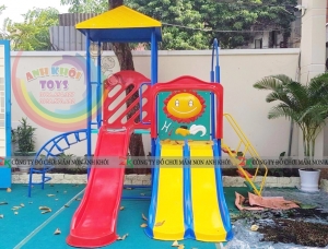 Cầu trượt 2 máng có mái che 067